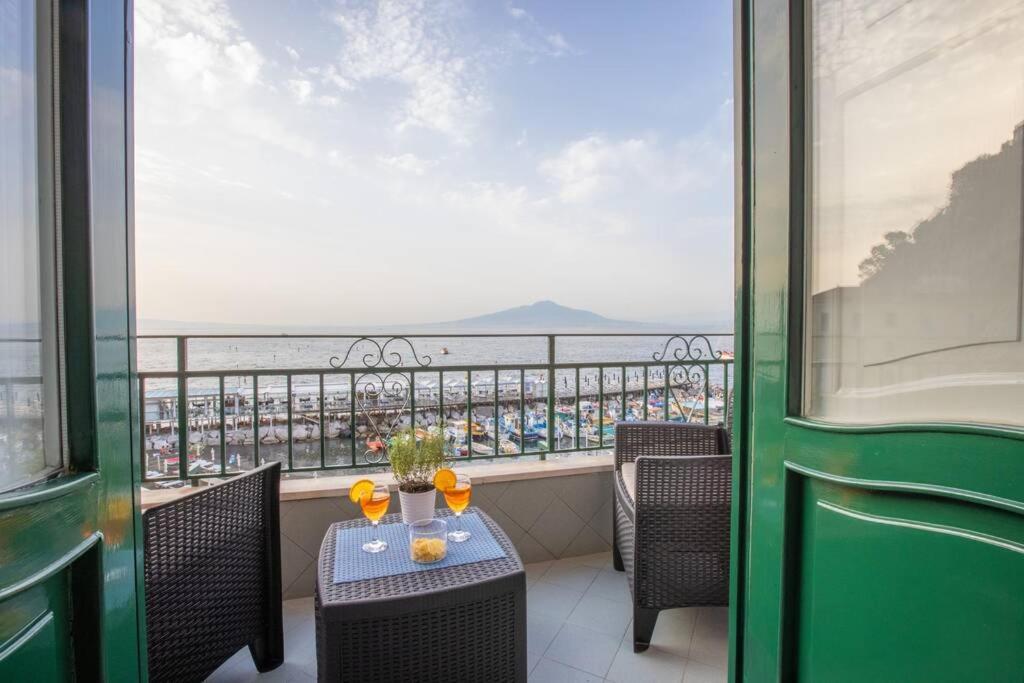 Sorrentovibes - Seaview Home On The Beach & Amazing Views Terrace Exterior photo