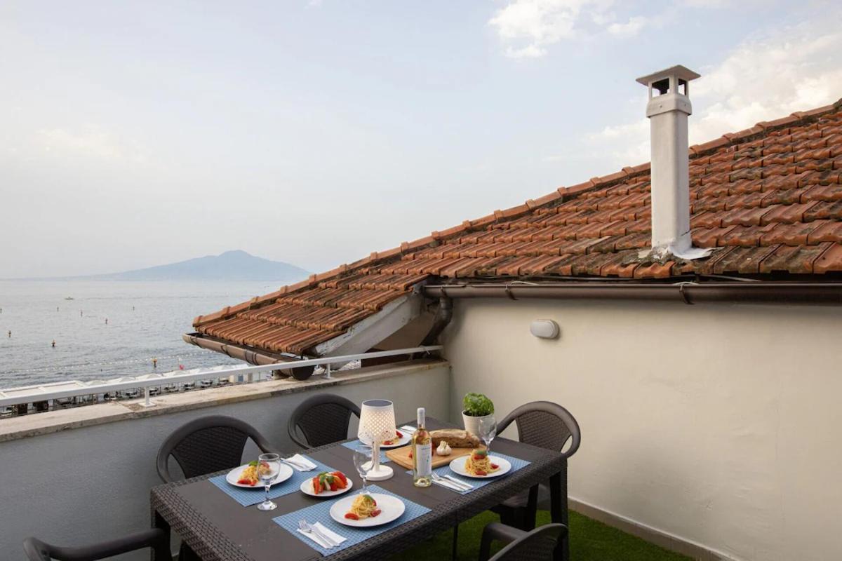 Sorrentovibes - Seaview Home On The Beach & Amazing Views Terrace Exterior photo