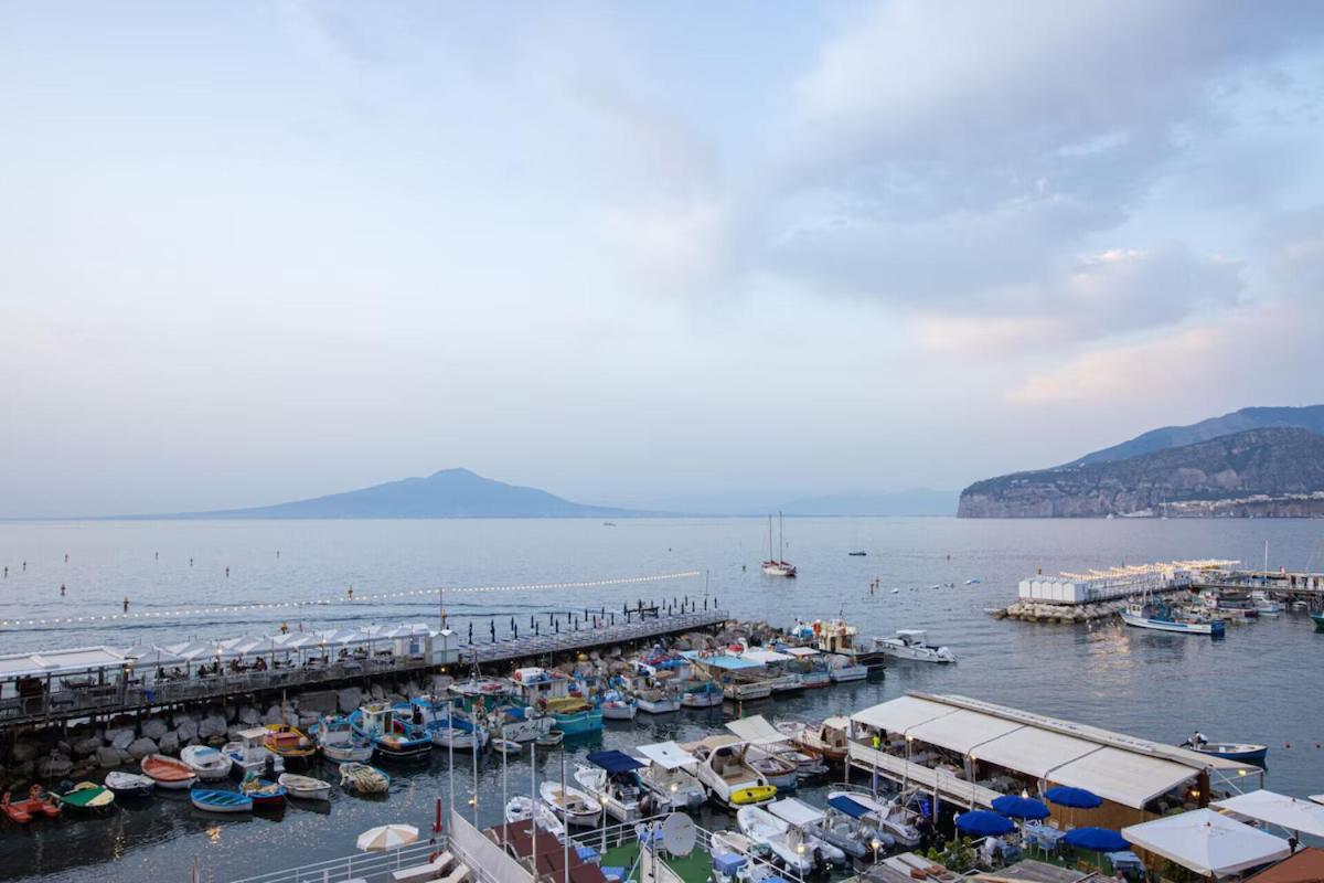 Sorrentovibes - Seaview Home On The Beach & Amazing Views Terrace Exterior photo